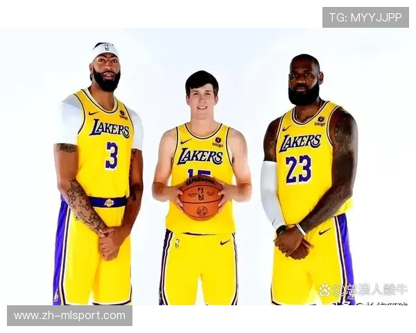 里夫斯连续3场缺阵!詹姆斯可能前往发展联盟,湖人连胜关键在心态 里夫斯连续3场缺阵!詹姆斯可能前往发展联盟,湖人连胜关键在心态